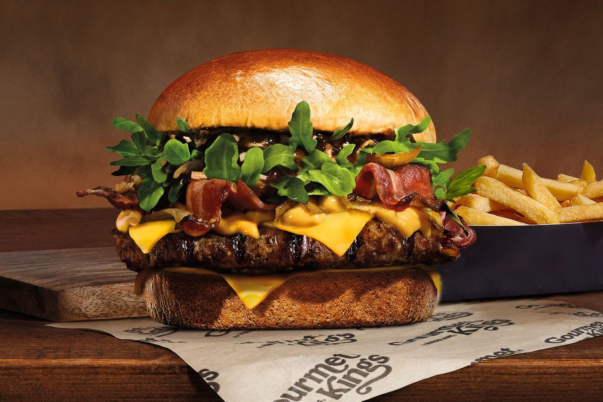 ♛ Ultimate Philly Cheese Angus + Fries